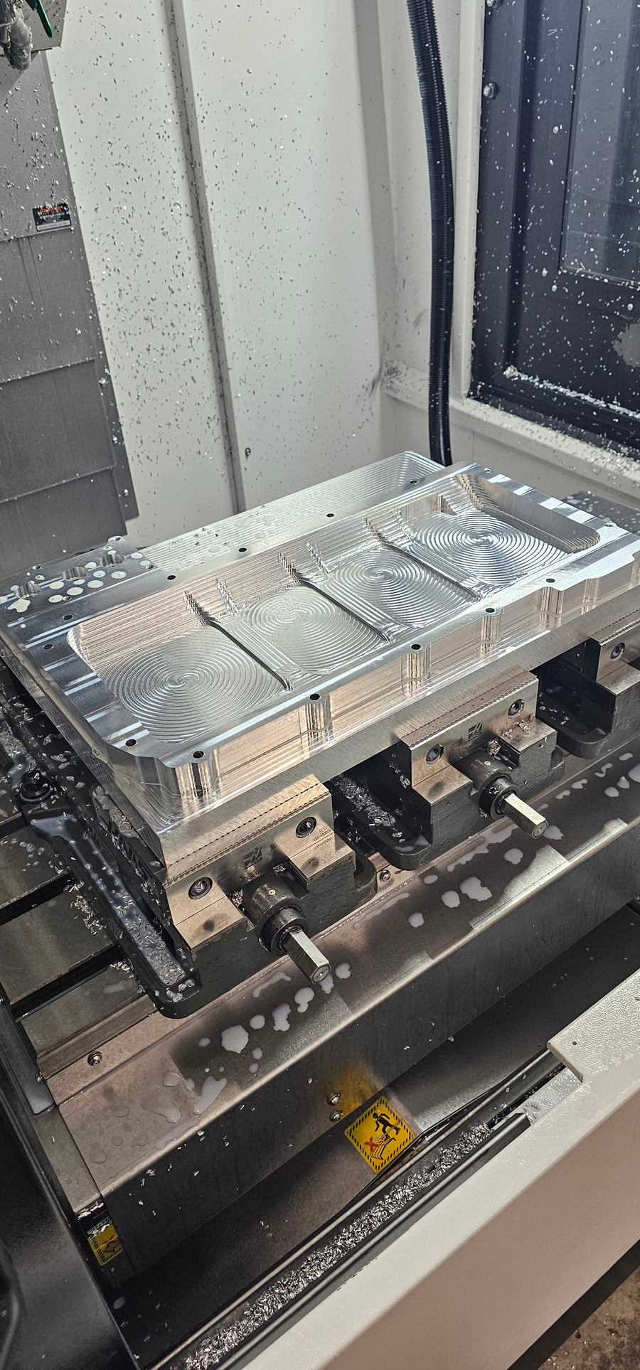 LS integral dry sump oil pan